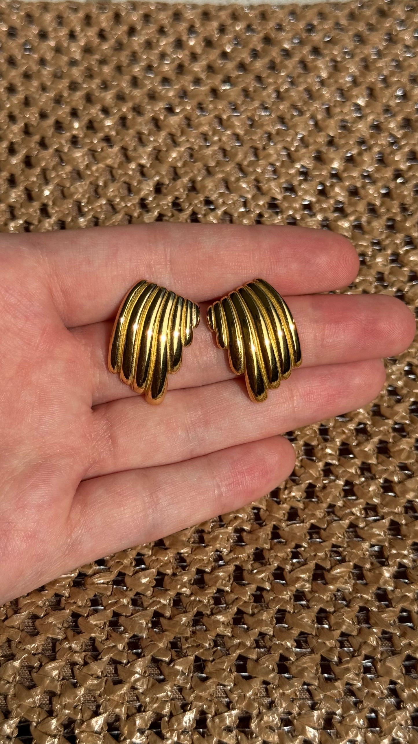 'Eheū Earrings